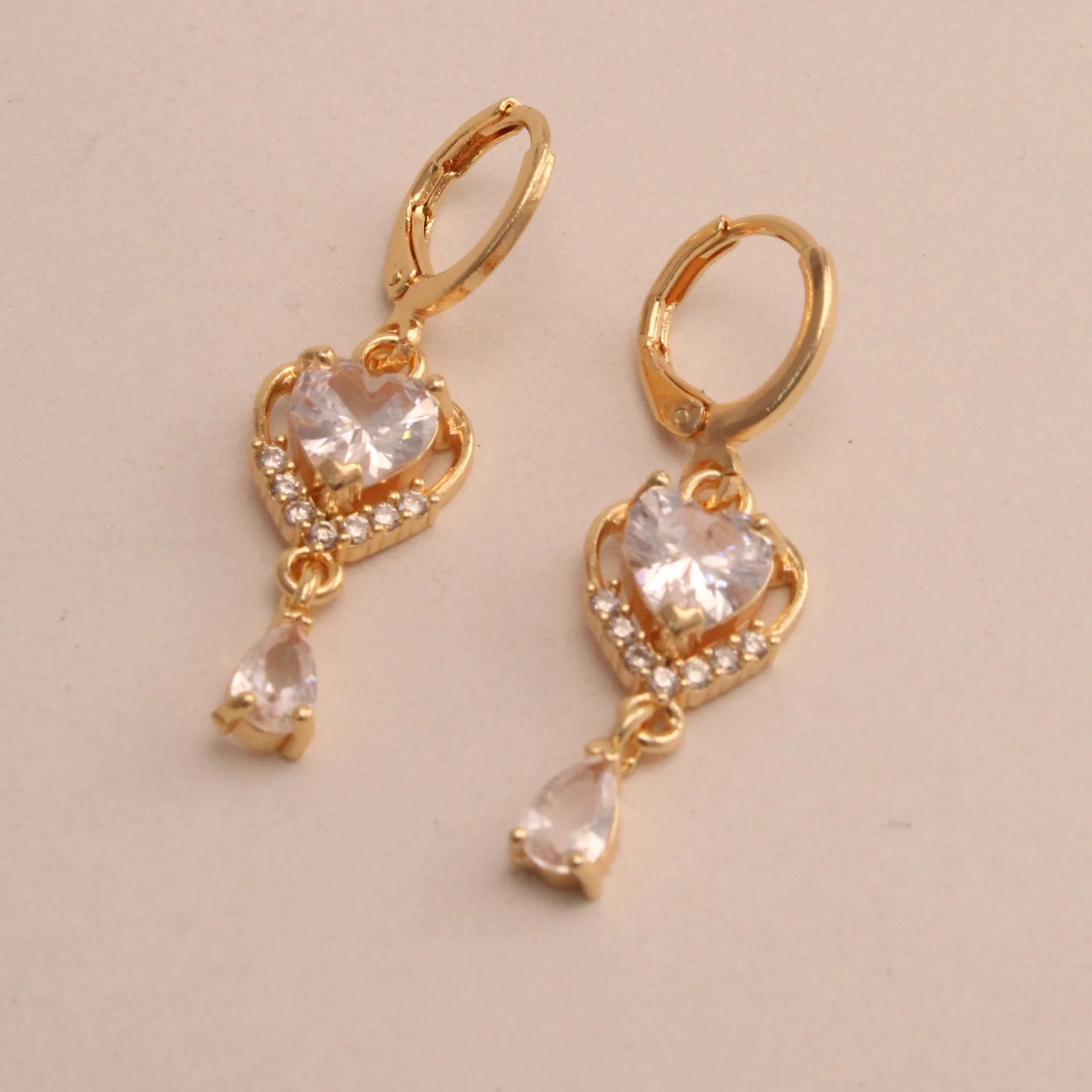 Are. corazon gota covergold 3cm ACG261