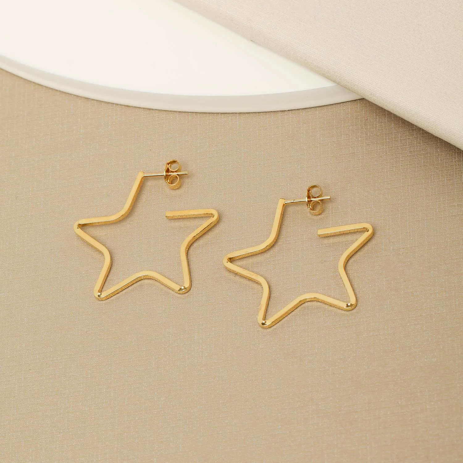 Are. estrella oro laminado 3.0cm AOG272