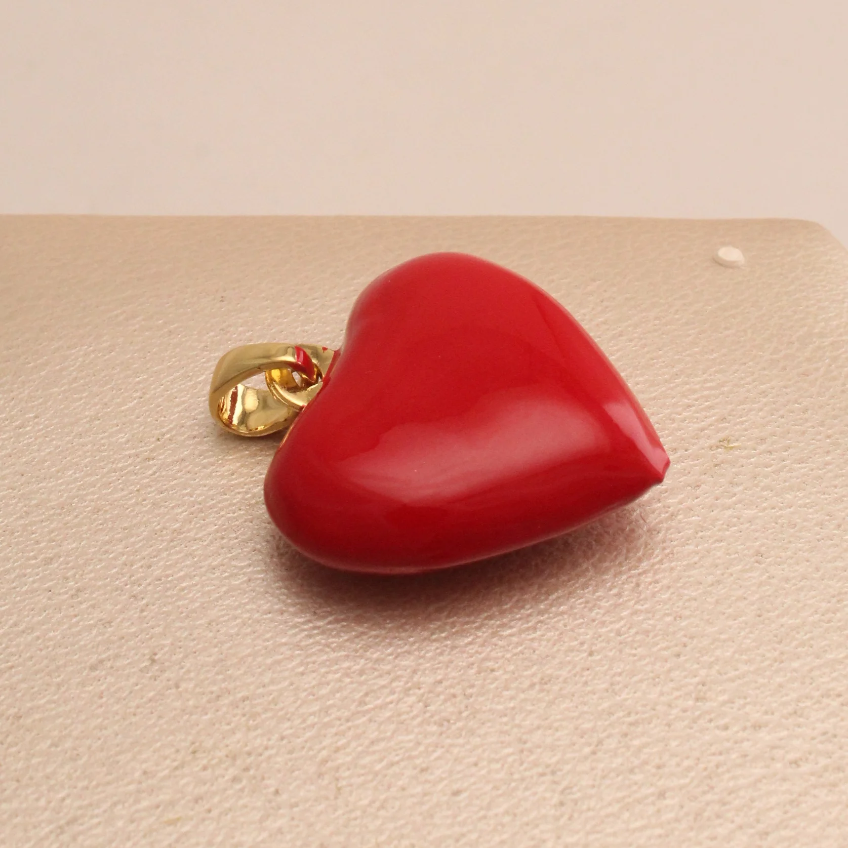 Dij. corazon rojo rodio 2,7cm - DRG122