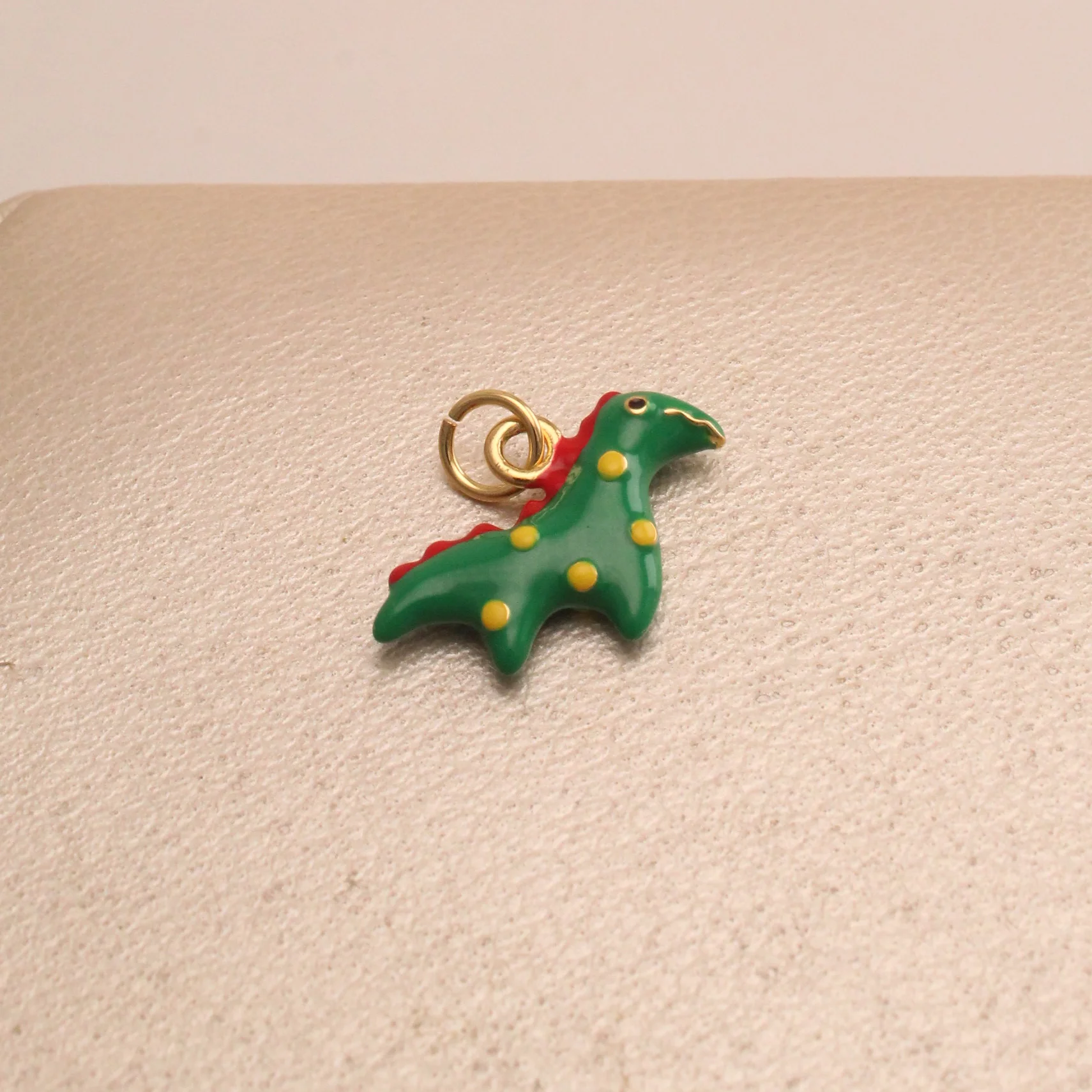 Dij. dinosaurio verde rodio 1.5cm - DRG822