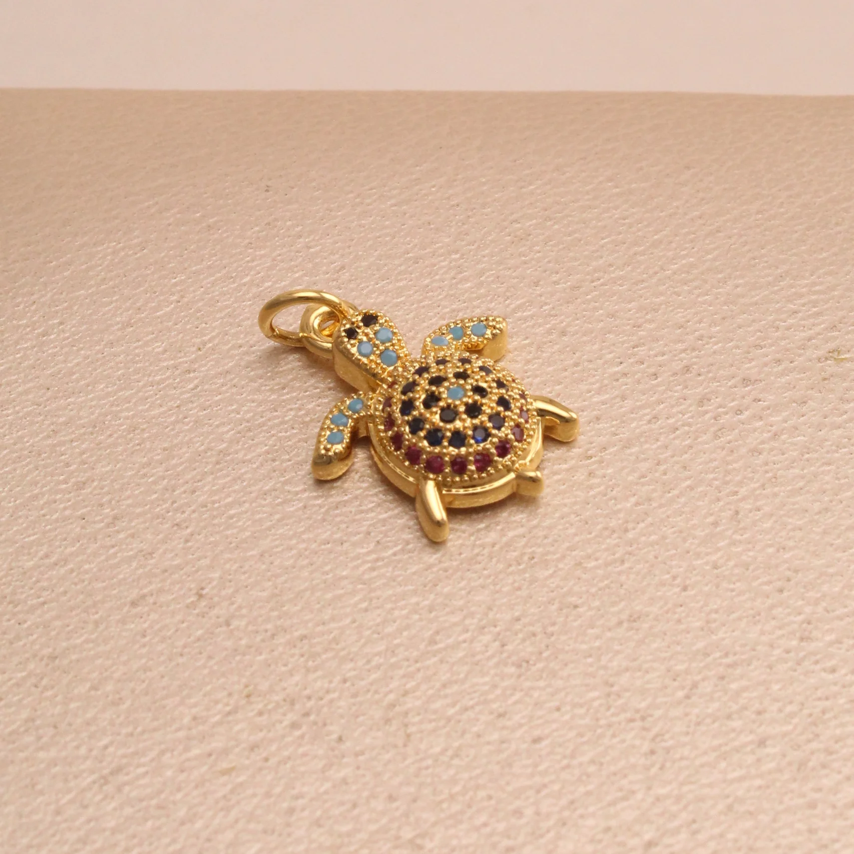 Dij. tortuga multicolor rodio 1,7cm - DRG900