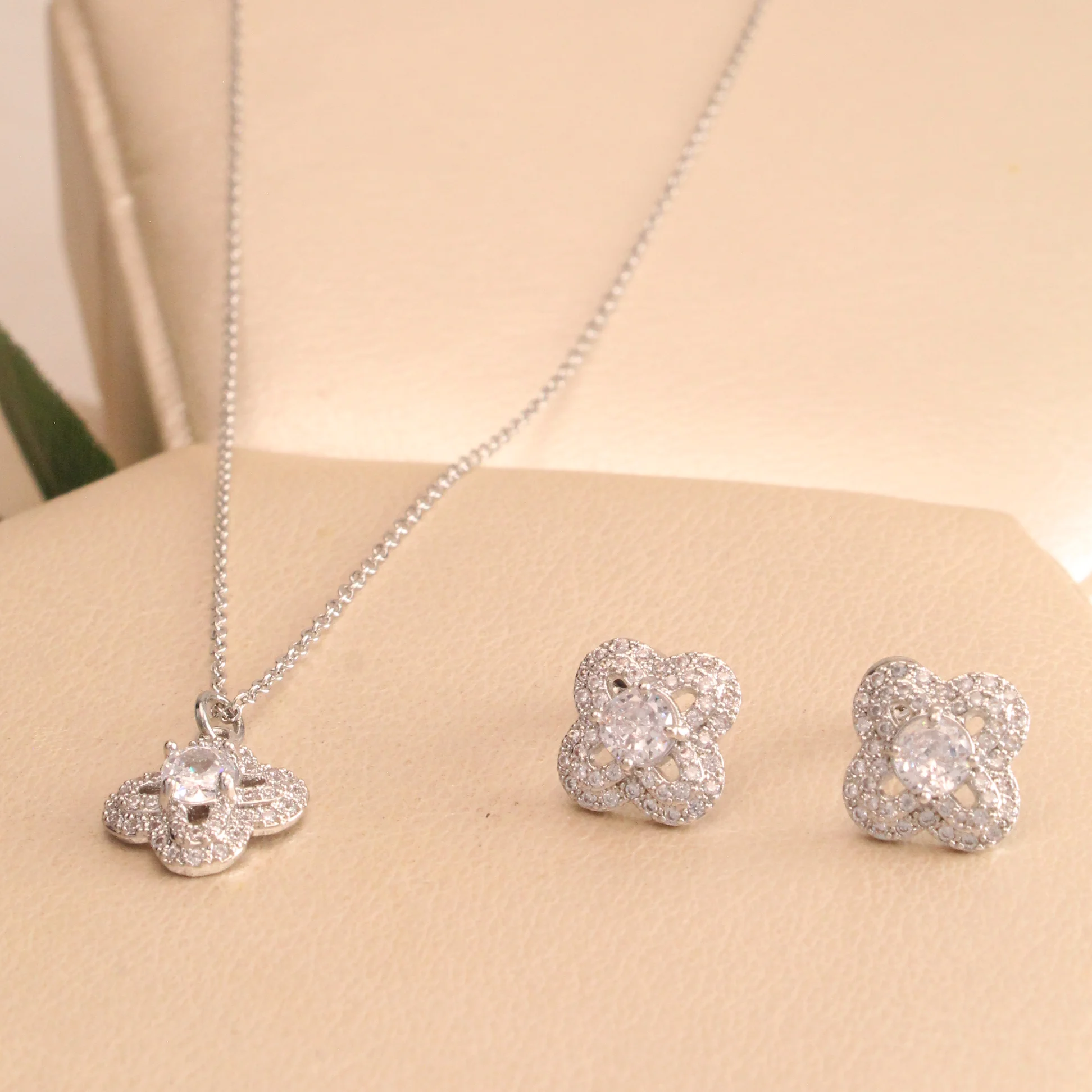 Set. trebol zircon p. rodio rodio - NRS898 - Foto 1