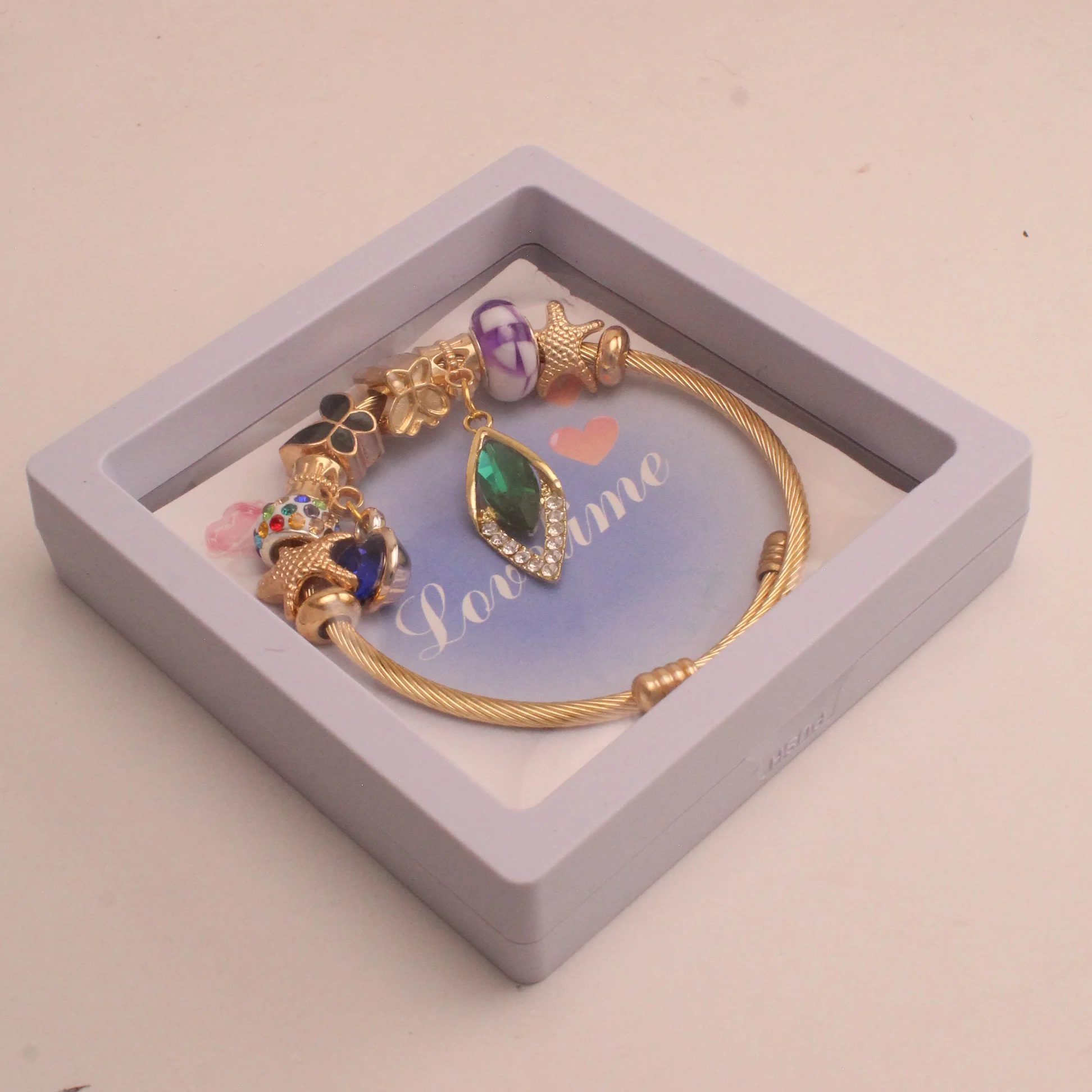Pul. tipo pan. diamante verde rodio graduable - PAN002