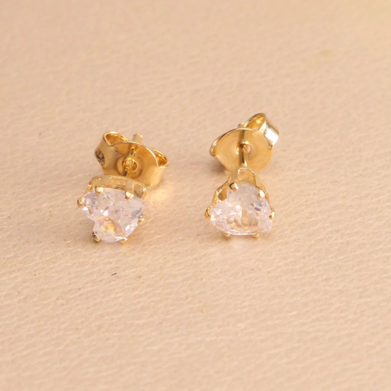 Top. Circon Corazon Oro Laminado 0.3 Cm - TOG707 - Foto 1