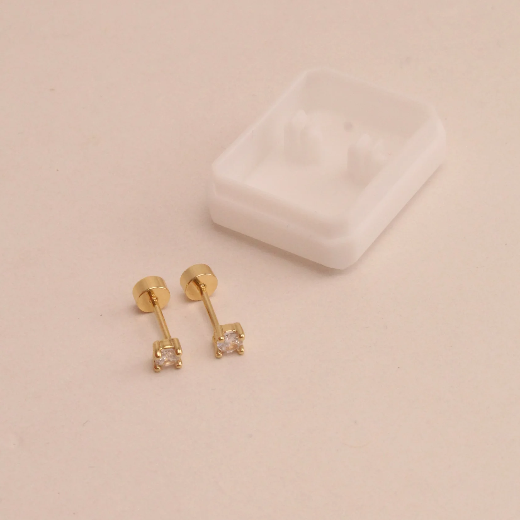 Top. topo seguridad zircon rodio rodio 0.7cm - TRG630 - Foto 1